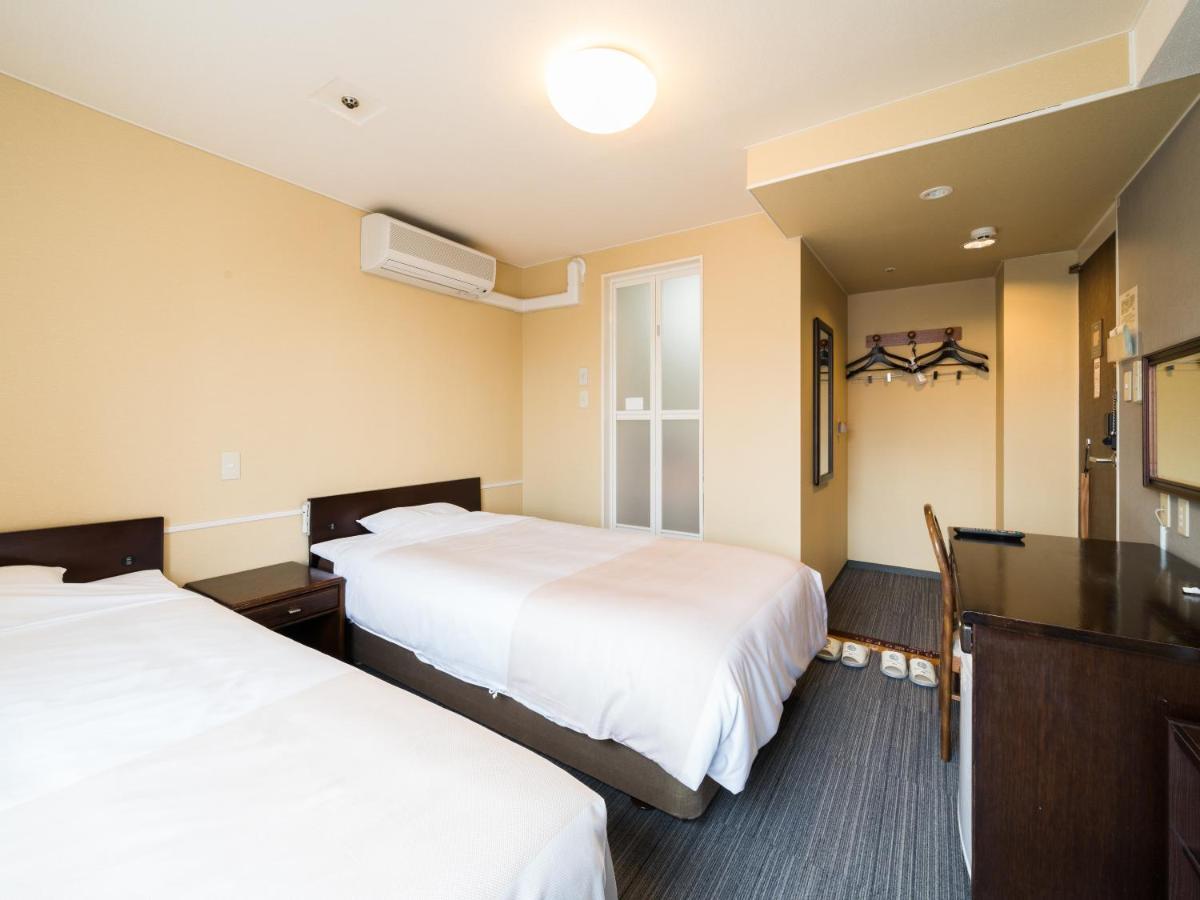 Super Hotel Inn Sendai Kokubuncho Buitenkant foto