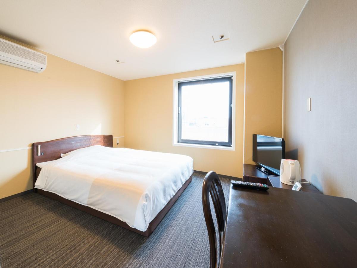 Super Hotel Inn Sendai Kokubuncho Buitenkant foto
