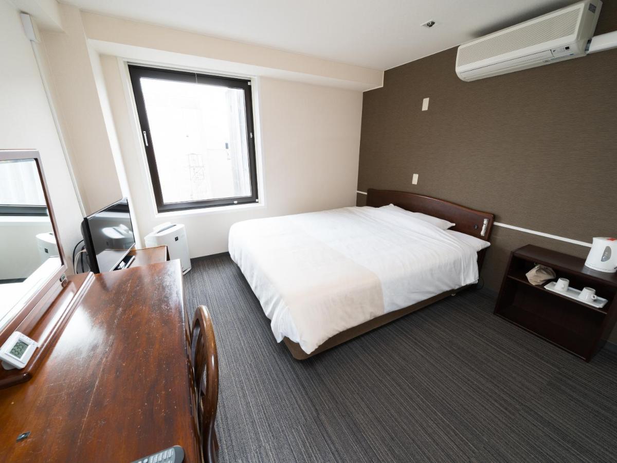 Super Hotel Inn Sendai Kokubuncho Buitenkant foto